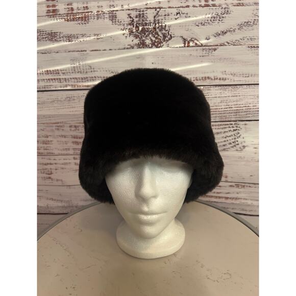 Ushanka faux fur hat black - Picture 1 of 12